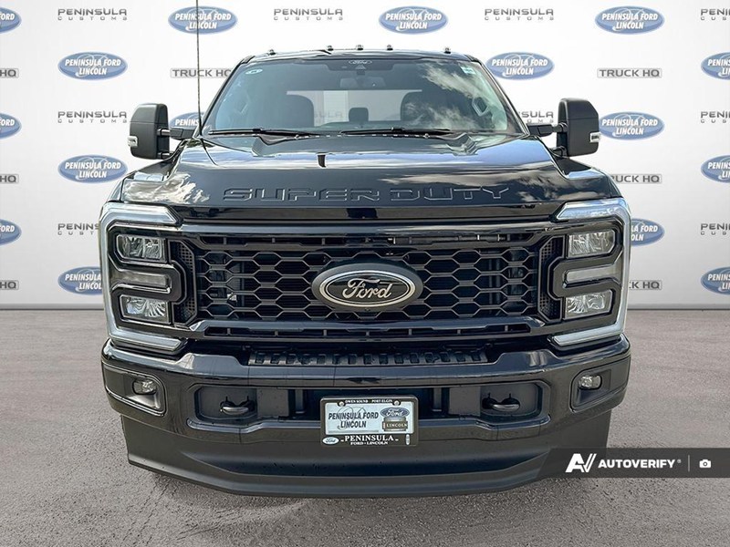 2026 Ford F-250 XLT 4WD Crew Cab 6.75' Box