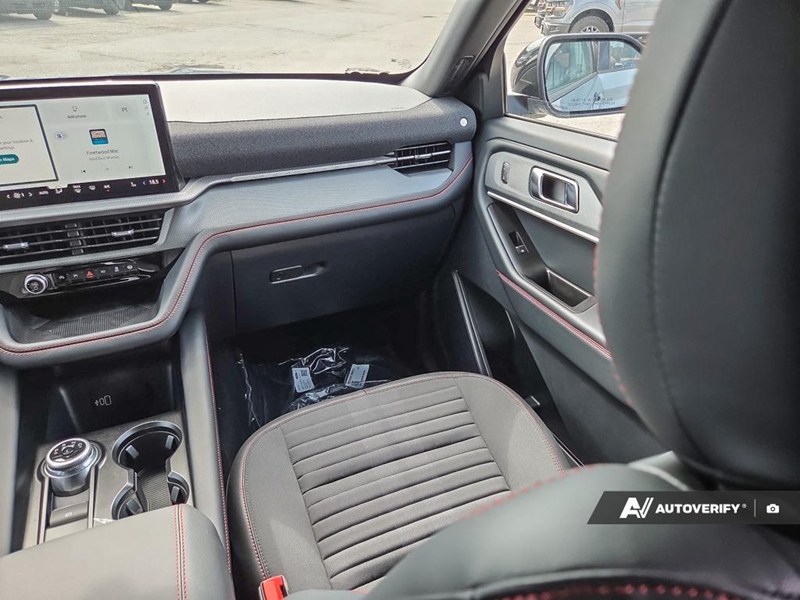 2026 Ford Explorer ST-Line 4WD