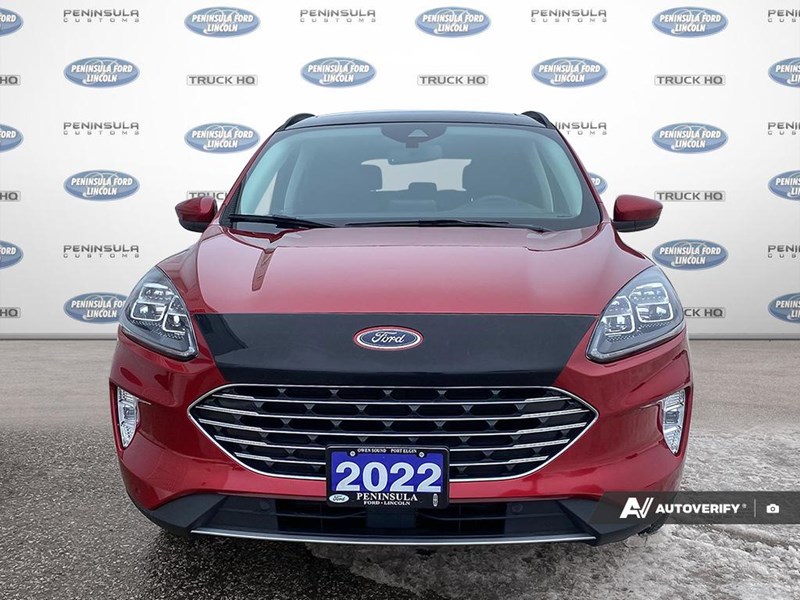 2022 Ford Escape Titanium Hybrid AWD