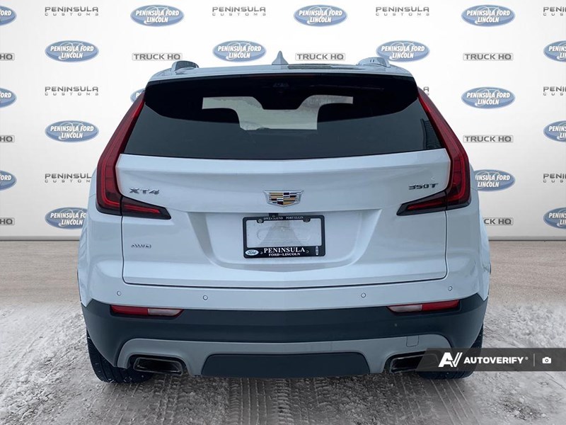 2020 Cadillac XT4 AWD 4dr Premium Luxury