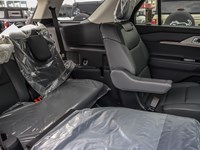 2026 Ford Explorer Active w/200A Pkg 4WD
