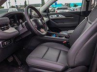 2026 Ford Explorer Active w/200A Pkg 4WD