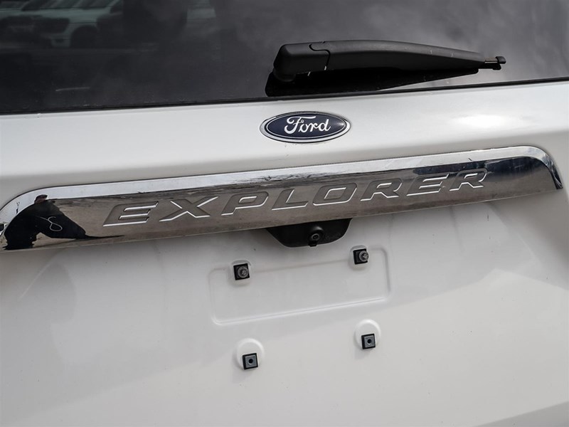 2022 Ford Explorer XLT 4WD