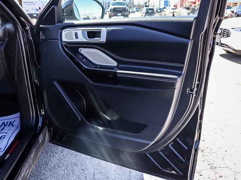 2022 Ford Explorer ST 4WD