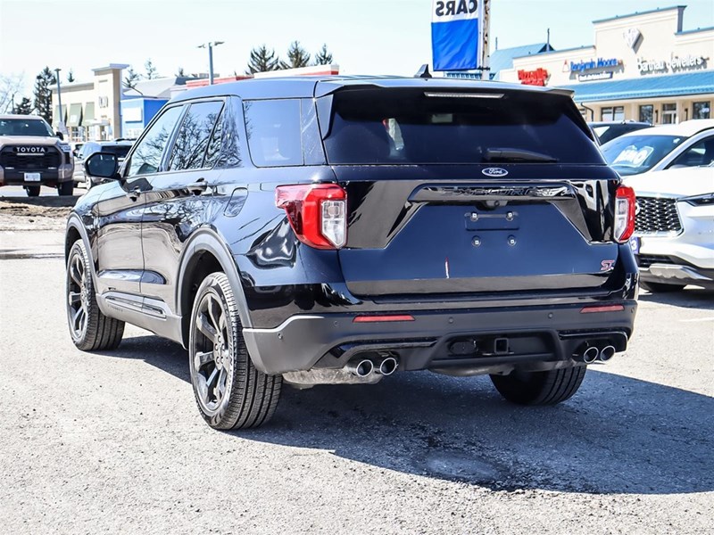 2022 Ford Explorer ST 4WD