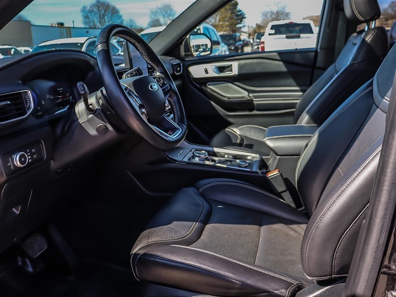 2022 Ford Explorer ST 4WD