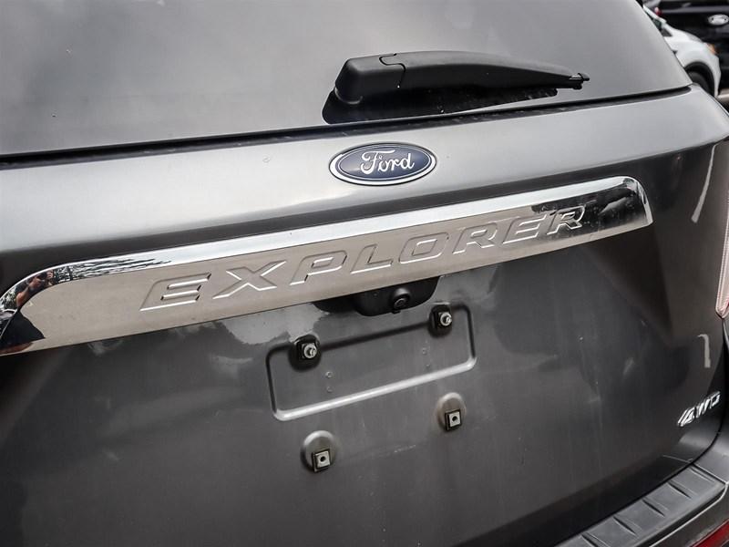 2022 Ford Explorer XLT 4WD