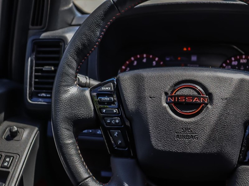 2023 Nissan Frontier Crew Cab PRO-4X Standard Bed 4x4