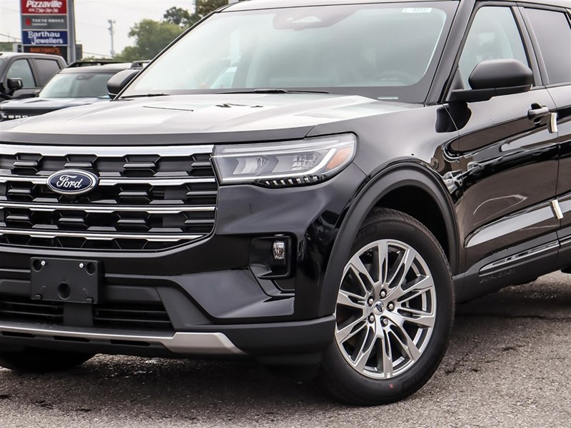 2026 Ford Explorer Active w/200A Pkg 4WD