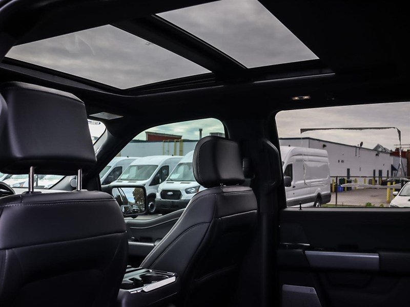 2025 Ford F-150 XLT 4WD SuperCrew 5.5' Box
