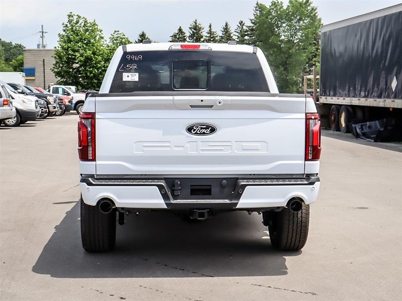 2026 Ford F-150 LARIAT 4WD SuperCrew 5.5' Box