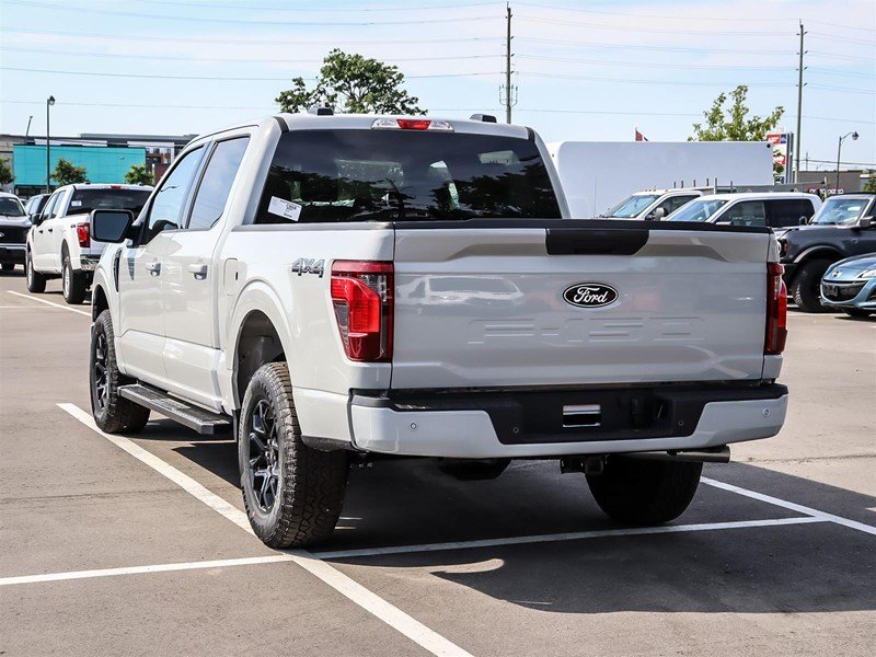 2026 Ford F-150 XLT 4WD SuperCrew 5.5' Box