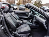 2017 Ford Mustang 2dr Conv EcoBoost Premium