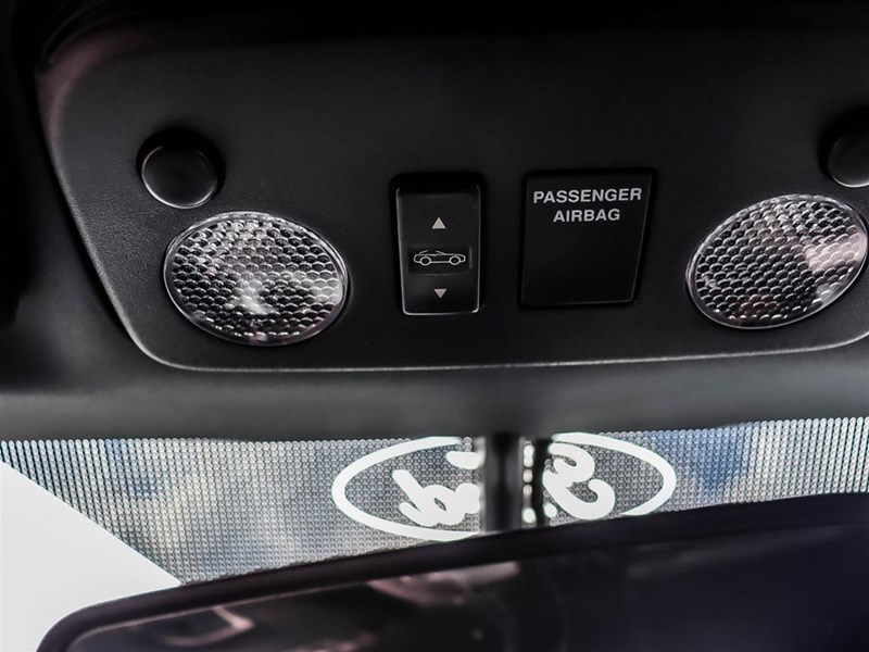 2017 Ford Mustang 2dr Conv EcoBoost Premium