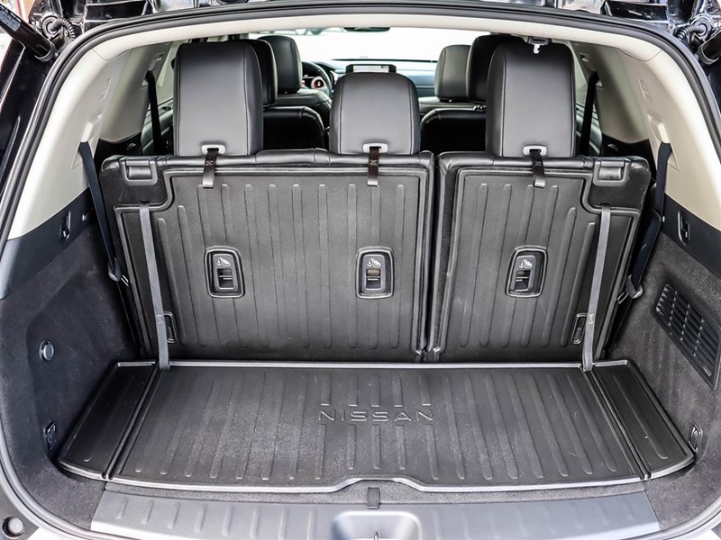 2022 Nissan Pathfinder Platinum 4WD