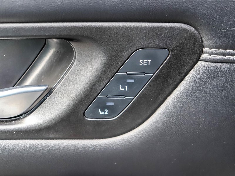 2022 Nissan Pathfinder Platinum 4WD