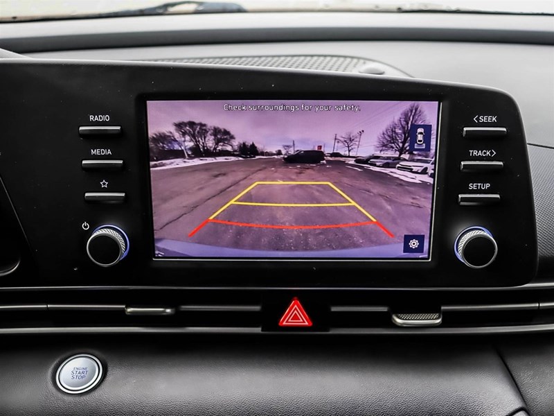 2023 Hyundai Elantra Preferred IVT