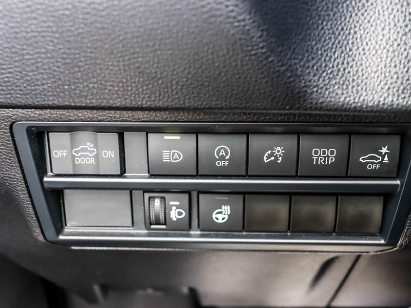 2026 Toyota Tundra 4x4 Crewmax SR