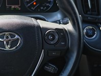 2018 Toyota RAV4 FWD XLE/ SUPER LOW KM/BLIND SPOT