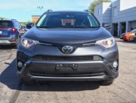 2018 Toyota RAV4 FWD XLE/ SUPER LOW KM/BLIND SPOT