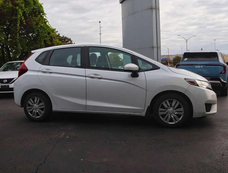 2016 Honda Fit 5dr HB CVT LX