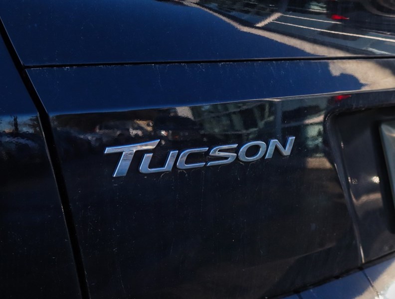 2017 Hyundai Tucson ONE OWNER/CLEAN CARFAX/ AWD