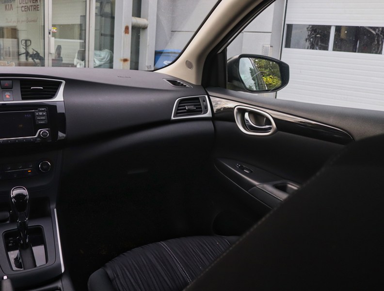 2017 Nissan Sentra 4dr Sdn CVT S