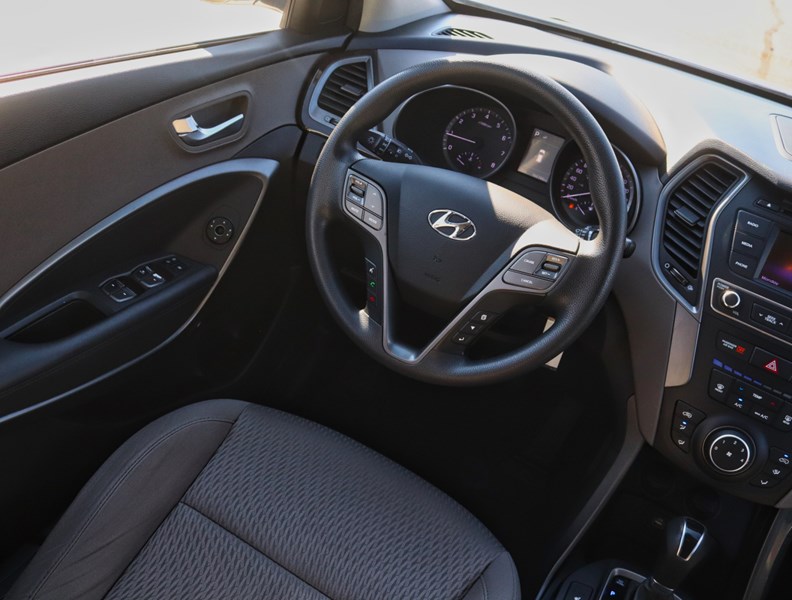 2018 Hyundai Santa Fe Sport 2.4L 2WD/SAFETIED/CLEAN CARFAX/WELL MAINTAINED