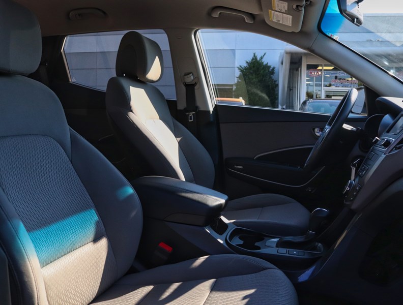 2018 Hyundai Santa Fe Sport 2.4L 2WD/SAFETIED/CLEAN CARFAX/WELL MAINTAINED