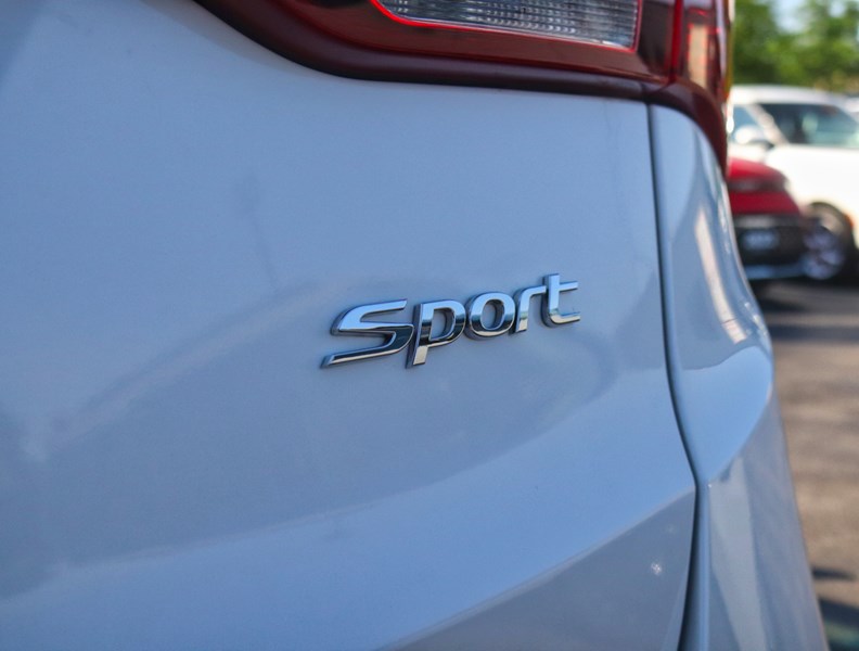 2018 Hyundai Santa Fe Sport 2.4L 2WD/SAFETIED/CLEAN CARFAX/WELL MAINTAINED