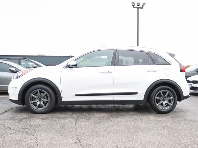 2018 Kia Niro EX Hybrid | Heated Seats | Carplay | Android Auto