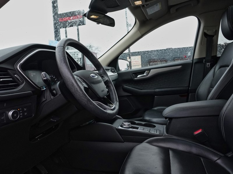 2020 Ford Escape SEL AWD//ROOF/LEATHER