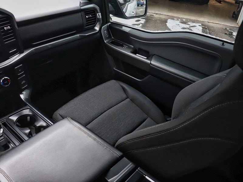 2022 Ford F-150 XLT | 4x4 | Spray In Liner | Carplay | FordPass