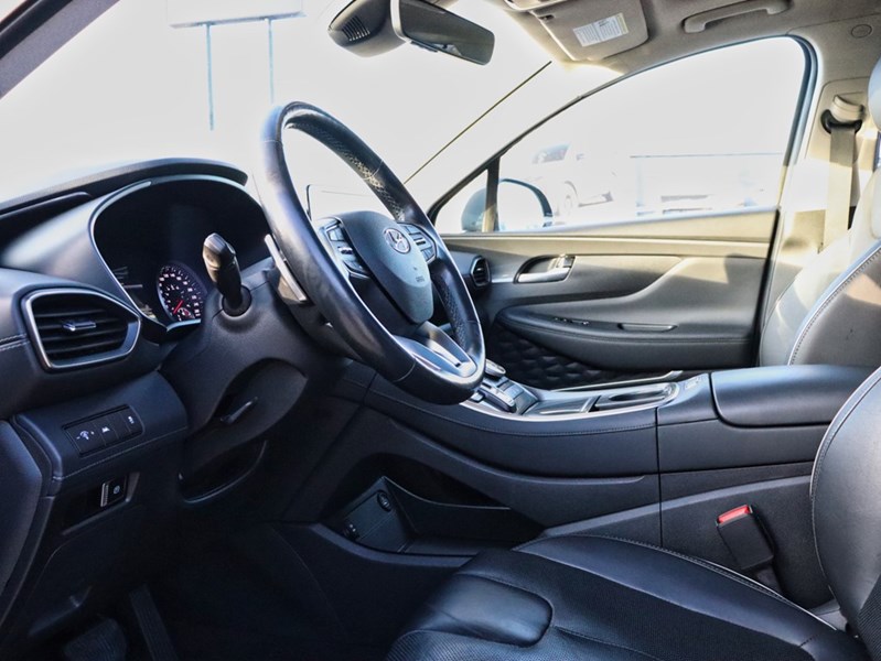 2022 Hyundai Santa Fe Preferred AWD | Sunroof | No Accidents | Carplay