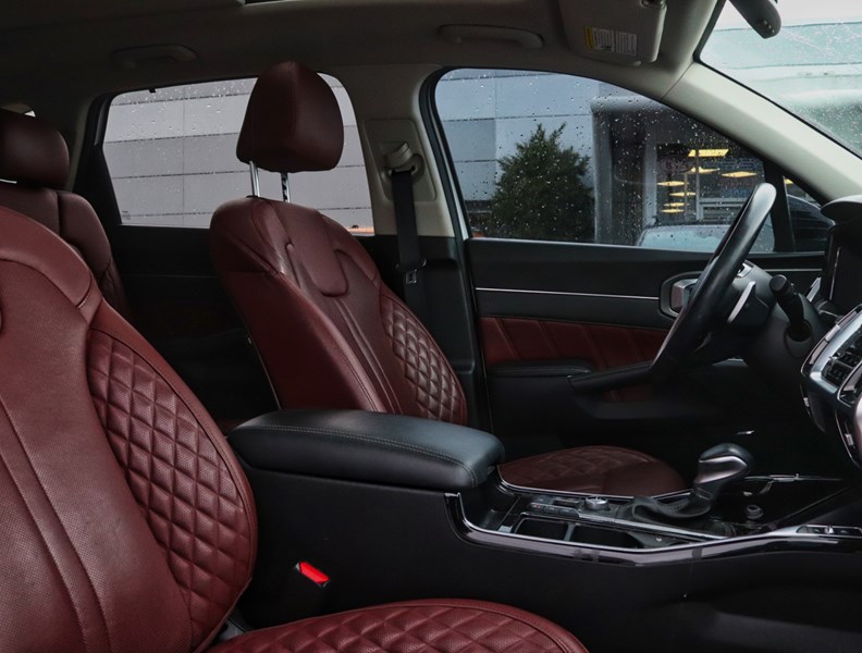 2022 Kia Sorento SX AWD/OFF-LEASE/BOSE/CAPTAINS/RED INT/CPO
