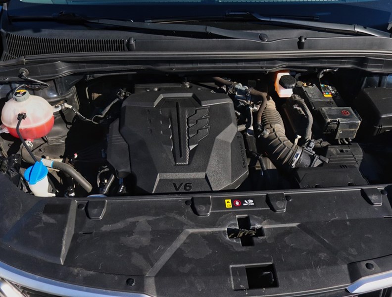 2023 Kia Carnival LX+ FWD
