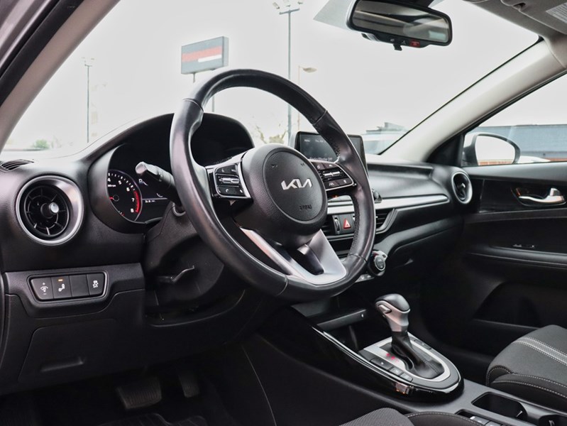 2023 Kia Forte SUNROOF | HEATED FRONT SEATS | SMART KEY WITH PUSH