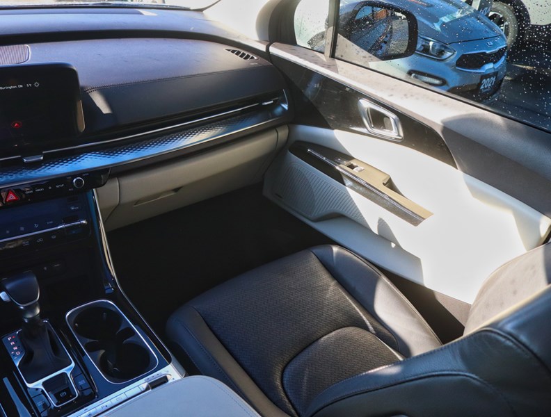 2024 Kia Carnival SX/DUAL ROOF/COOLED SEATS/VIP CHAIR