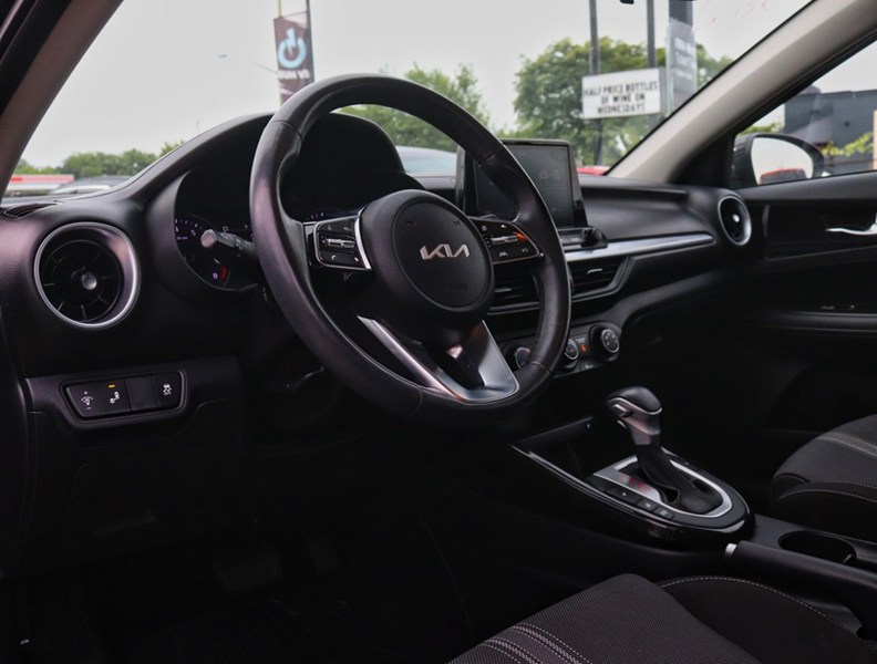 2024 Kia Forte CERTIFIED PRE-OWNED/6.99%/CLEAN CARFAX