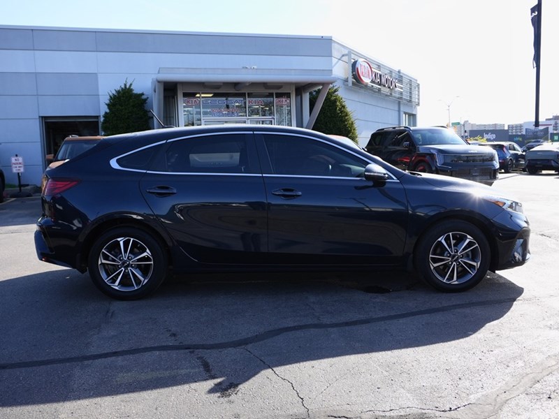 2024 Kia Forte5 Heated Steering | Best-in-Class Cargo Room |