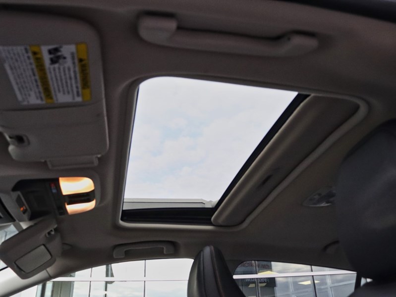 2024 Subaru Crosstrek Limited AWD/OFFLEASE/ROOF/LEATHER/CLEAN CARFAX