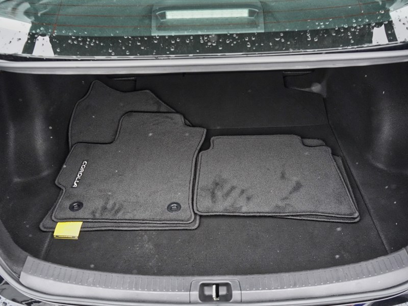 2024 Toyota Corolla LE | Safety Sense | Heated Seats | No Accidents