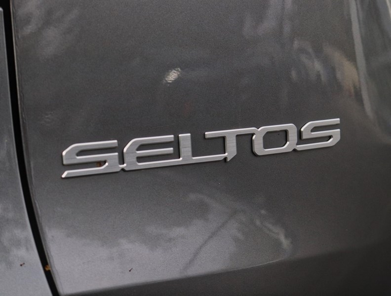 2025 Kia Seltos EX AWD