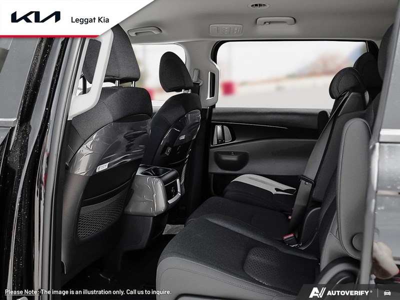 2026 Kia Carnival LX FWD