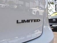 2022 Chrysler Pacifica Limited FWD