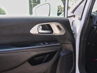 2022 Chrysler Pacifica Limited FWD