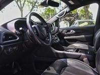 2022 Chrysler Pacifica Limited FWD