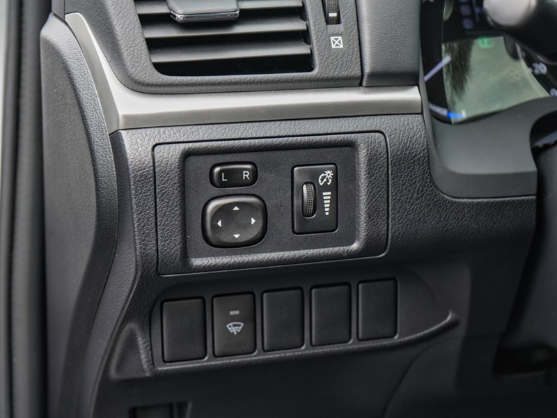 2013 Lexus CT 200h FWD 4dr Hybrid