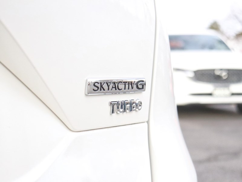 2022 Mazda CX-5 Signature