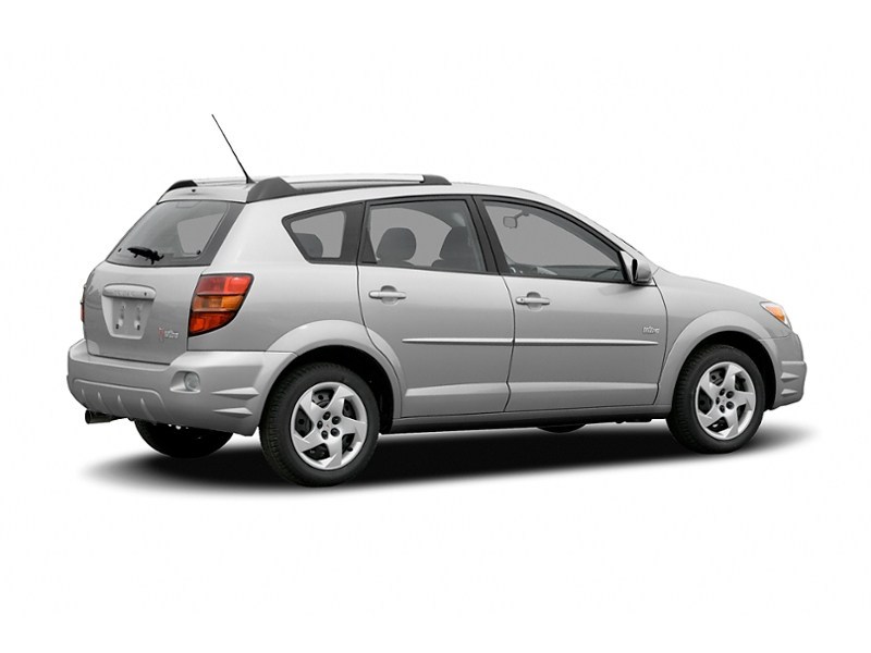 2006 Pontiac Vibe 4dr Wgn FWD Exterior Shot 2